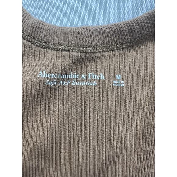 Abercrombie and Fitch A & F Essentials Scoop Neck Cropped Ribbed Tank Brown M - Picture 3 of 7